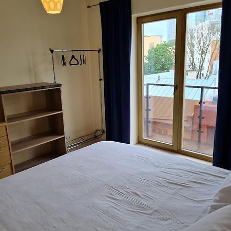 Cozy One Bedroom Apartment In City Center 塔林 外观 照片