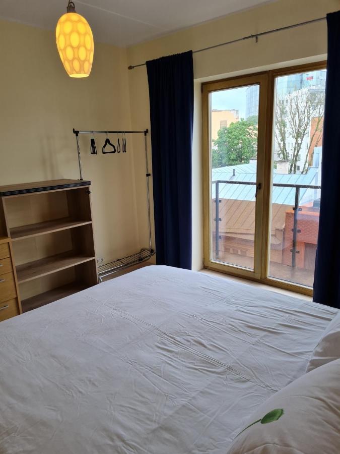 Cozy One Bedroom Apartment In City Center 塔林 外观 照片